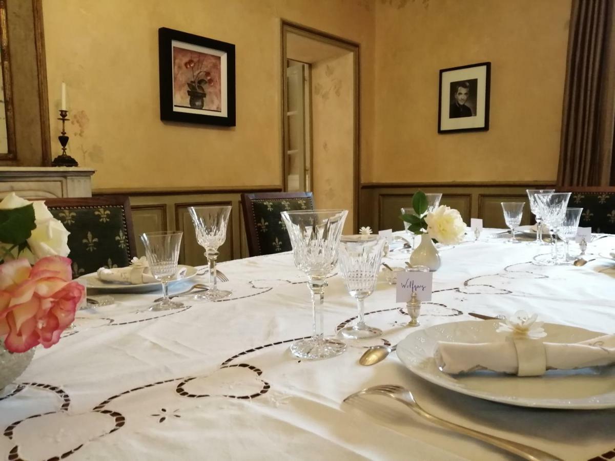 Bed and Breakfast Domaine De La Brugere Nantheuil Экстерьер фото
